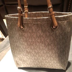 Michael Kors purse